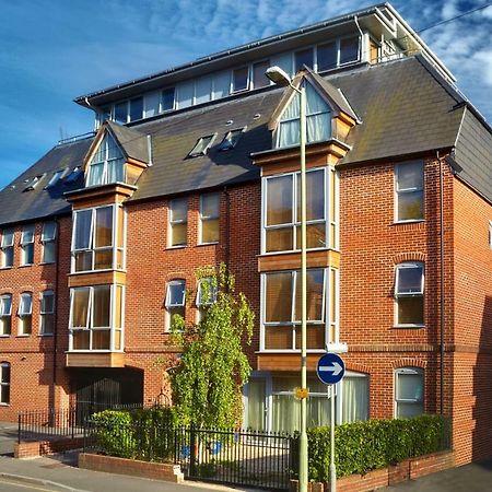 2 Bed 2 Bath At Pelican Hse In Newbury - Free Secure, Allocated Parking Luaran gambar